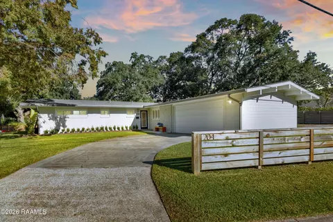 204 W Saint Louis St, Lafayette, LA 70506