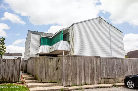 303 Fox Run Ave, Lafayette, LA 70508