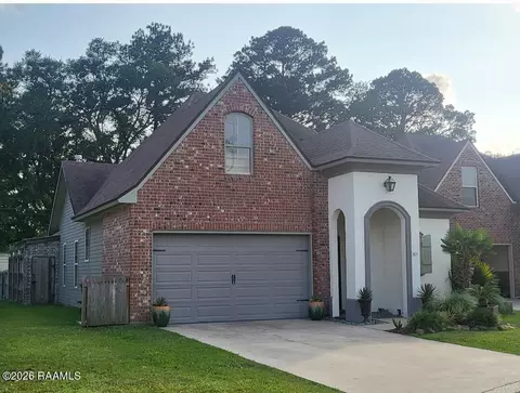 303 Summerland Key Ln, Lafayette, LA 70508