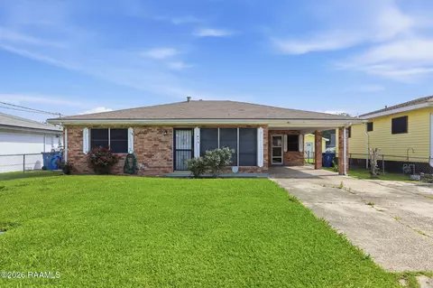 316 Elmer St, Saint Martinville, LA 70582