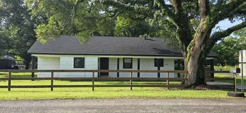 1010 Alcide Bonin Rd, Breaux Bridge, LA 70517