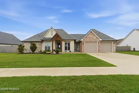 1206 Bayou Trce, Breaux Bridge, LA 70517