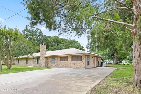 528 N Moss St, Church Point, LA 70525