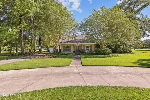 403 Robert Dailey Rd, Sunset, LA 70584