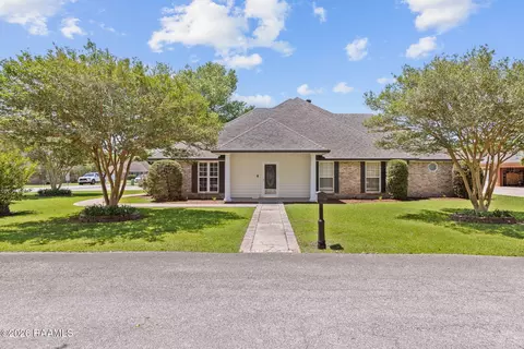 101 Dartmouth Cir, Youngsville, LA 70592