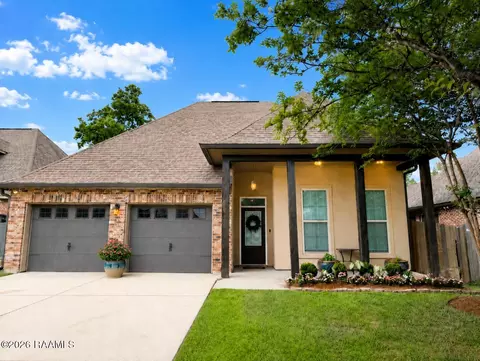 102 Briar Leaf Way, Lafayette, LA 70508