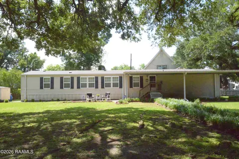 413 Hebert St, Jeanerette, LA 70544