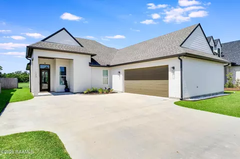 103 Queen Palm Cir, Youngsville, LA 70592