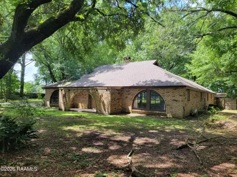 102 Tarpon St, Lafayette, LA 70508