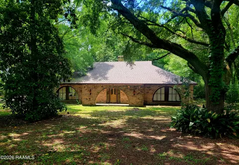 102 Tarpon St, Lafayette, LA 70508