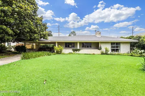 703 Beverly Dr, Lafayette, LA 70503