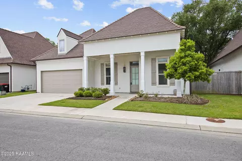 102 Drifting Sands Ln, Lafayette, LA 70503