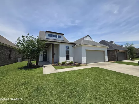 415 Easy Rock Landing Dr, Broussard, LA 70518