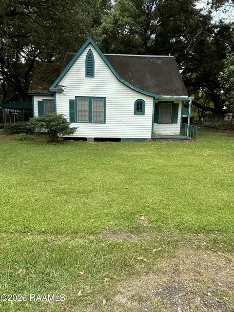 1208 1210 Maude Ave, Abbeville, LA 70510