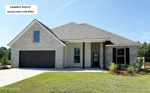 107 Grimmon Rd, Youngsville, LA 70592