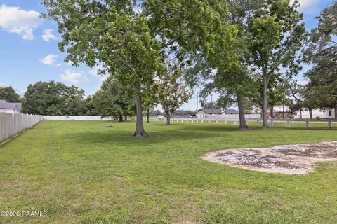 Other - 108 Shadow Bend Dr, Broussard, LA 70518 photo 14 of 16