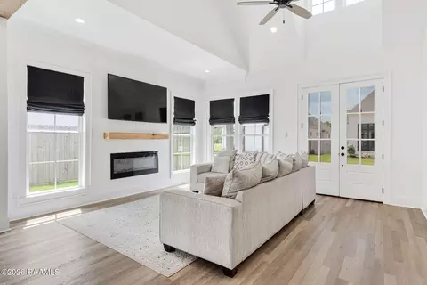 Living - 108 Shadow Bend Dr, Broussard, LA 70518 photo 1 of 1