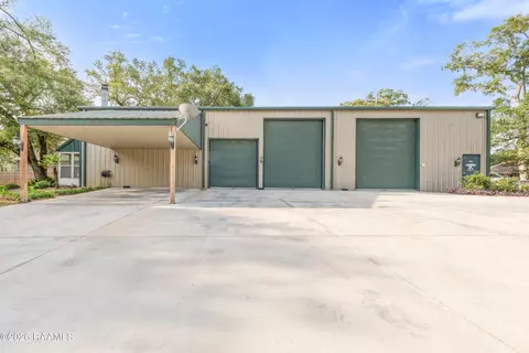 4517 Woodlawn Rd, Maurice, LA 70555