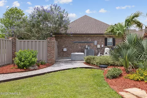 Exterior - 964 Bearb Rd, Sunset, LA 70584 photo 10 of 11
