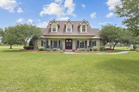 Exterior - 964 Bearb Rd, Sunset, LA 70584 photo 11 of 11