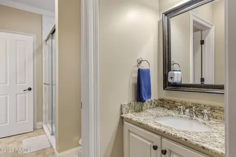Bath - 964 Bearb Rd, Sunset, LA 70584 photo 4 of 8