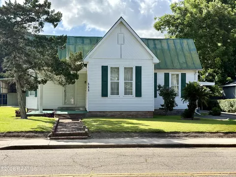 311 Duperier Ave, New Iberia, LA 70563