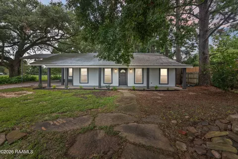 1580 Anse Broussard Hwy, Breaux Bridge, LA 70517