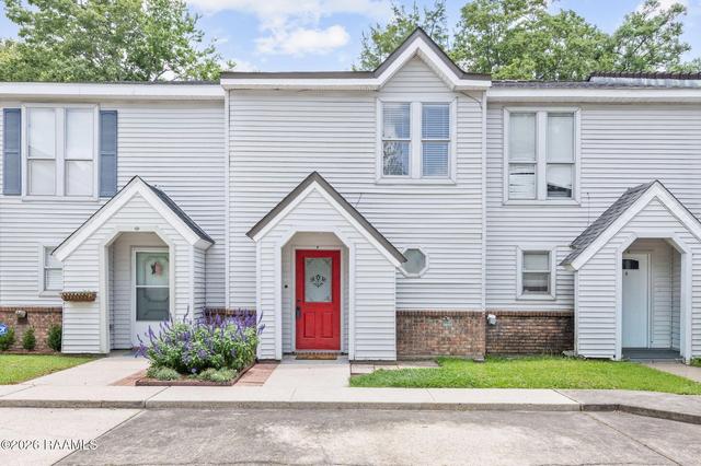 114 Aaron Dr #F, Lafayette, LA 70508