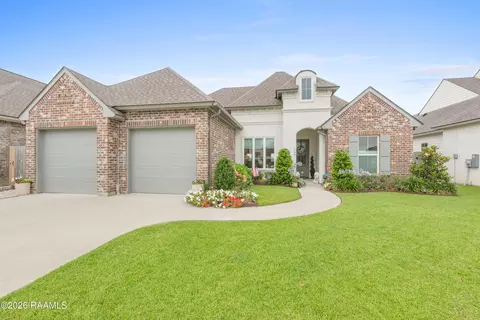 109 Amsterdam Ave, Youngsville, LA 70592