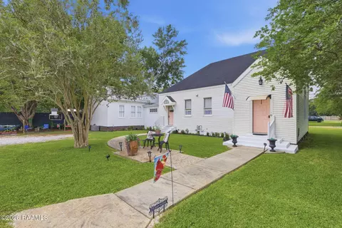 219 S 5th St, Iota, LA 70543