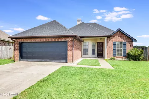 109 Country Mile Dr, Youngsville, LA 70592
