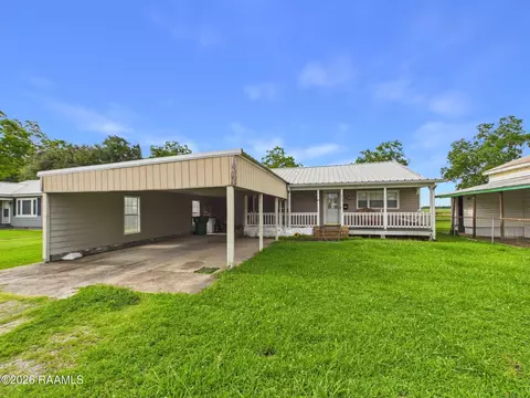 600 E Pearl St, Erath, LA 70533