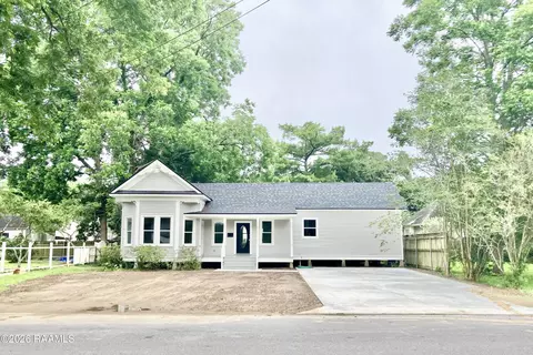 516 E Hutchinson Ave, Crowley, LA 70526
