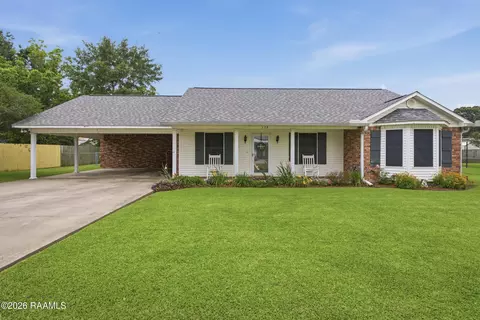 139 N Bellard St, Church Point, LA 70525