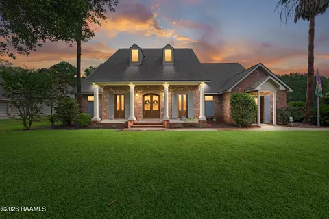 2073 Main Hwy Hwy, Arnaudville, LA 70512