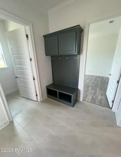 Entry Way - 211 Keystone St, Scott, LA 70583 photo 2 of 2