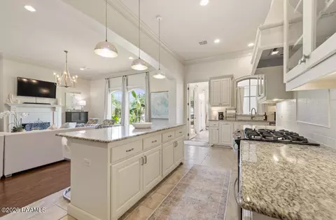 Kitchen - 121 Turnmill Dr, Broussard, LA 70518 photo 2 of 4