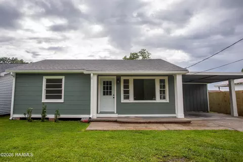 575 Main St, Arnaudville, LA 70512