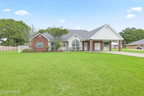 305 Crossbow Dr, New Iberia, LA 70563