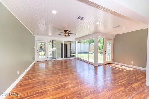 Living - 651 S 2nd St, Eunice, LA 70535 photo 8 of 10