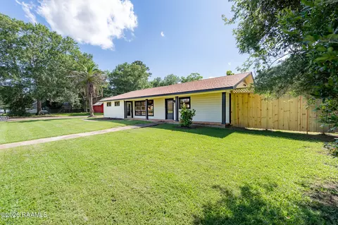 Exterior - 651 S 2nd St, Eunice, LA 70535 photo 1 of 6