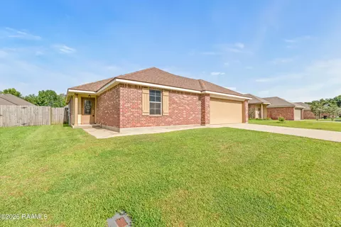 217 Stoneburg Dr, Duson, LA 70529