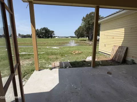 Exterior - 106 Breakers Way, Scott, LA 70583 photo 4 of 5