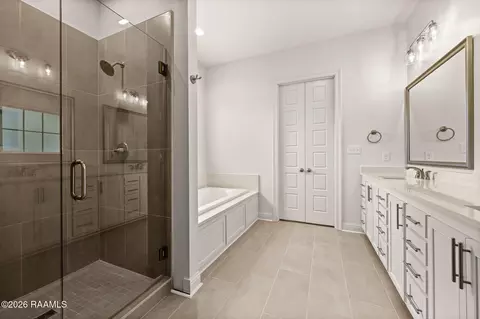 Bath - 106 Breakers Way, Scott, LA 70583 photo 3 of 3
