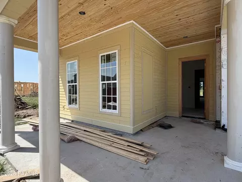 Exterior - 106 Breakers Way, Scott, LA 70583 photo 1 of 3