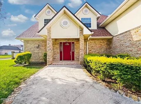 1134 Hickory St, Morgan City, LA 70380