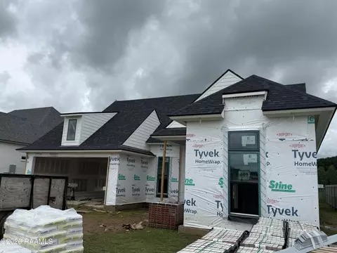 409 Whispering Meadows Rd, Broussard, LA 70518