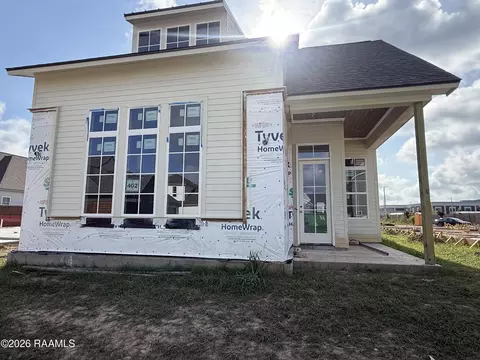 402 Broyles St, Youngsville, LA 70592