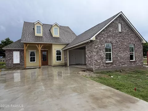 313 Sweet Harvest Rd, Youngsville, LA 70592