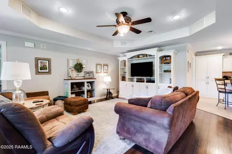 Other - 709 W Pine St, Erath, LA 70533 photo 2 of 4